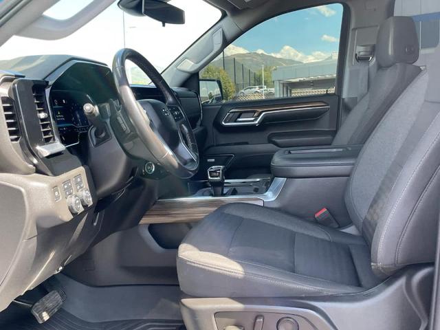 Photo of 2022 Glacier Blue Metallic Chevrolet Silverado 1500