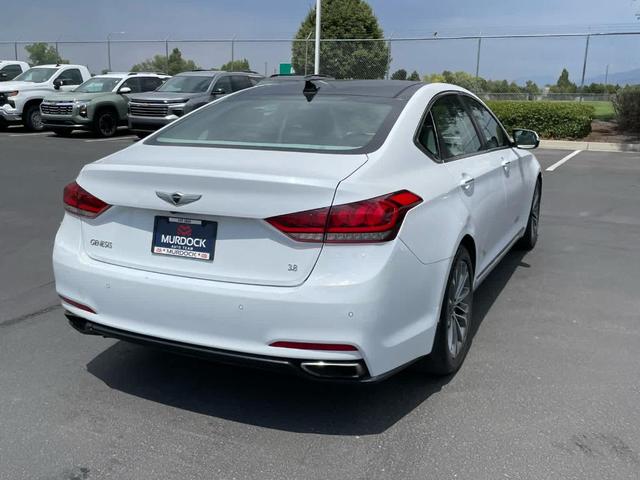 Photo of 2015 Casablanca White Hyundai Genesis