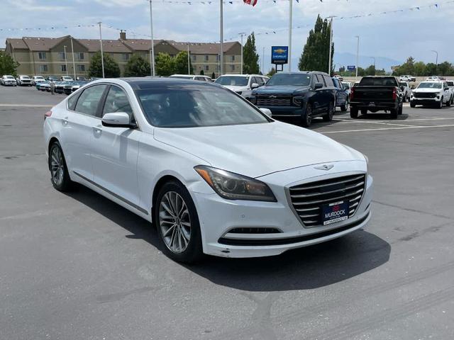 Photo of 2015 Casablanca White Hyundai Genesis