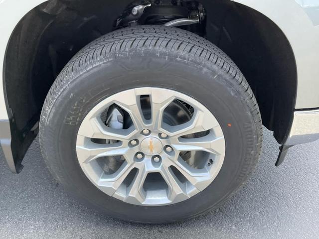 Photo of 2025 Sterling Gray Metallic Chevrolet Silverado 1500