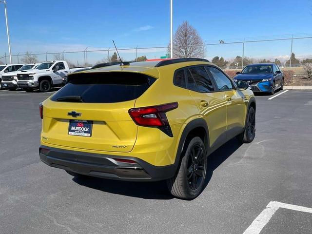 Photo of 2025 Nitro Yellow Chevrolet Trax