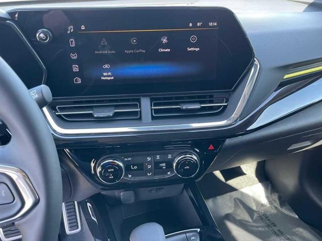 Photo of 2025 Nitro Yellow Chevrolet Trax