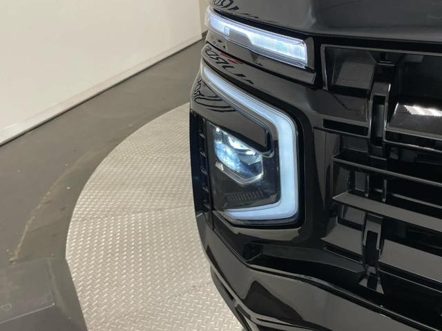 Photo of 2025 Black Chevrolet Tahoe