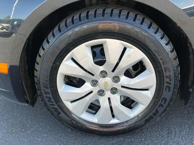Photo of 2014 Black Granite Metallic Chevrolet Cruze
