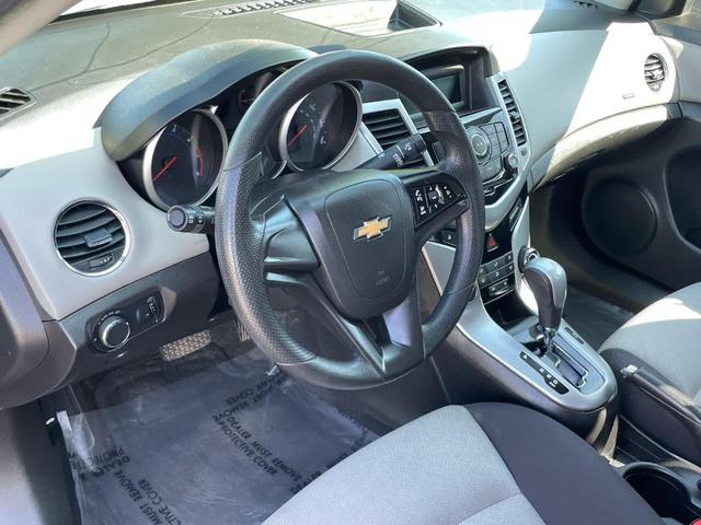 Photo of 2014 Black Granite Metallic Chevrolet Cruze