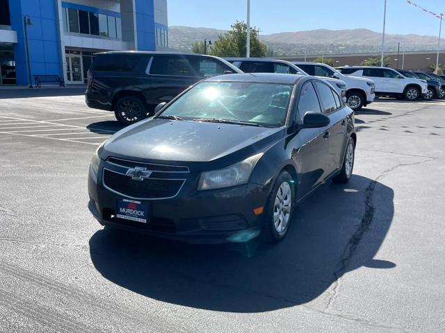 Photo of 2014 Black Granite Metallic Chevrolet Cruze