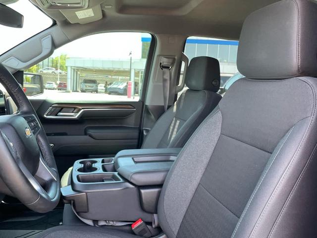Photo of 2024 Slate Gray Metallic Chevrolet Silverado 1500
