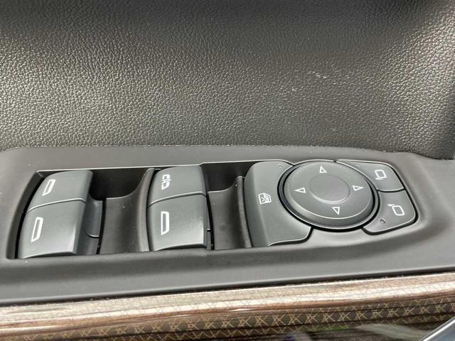 Photo of 2020 Shadow Gray Metallic Chevrolet Silverado 1500