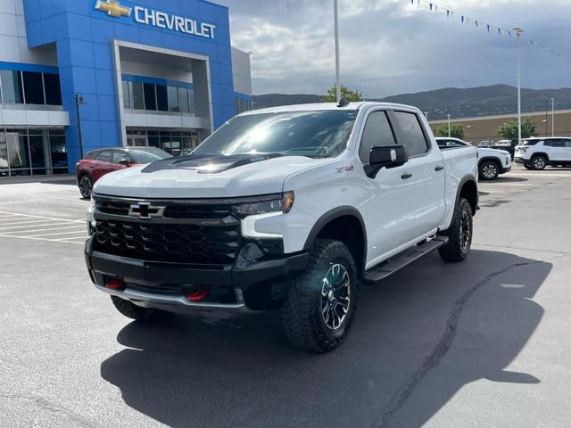 Photo of 2024 Summit White Chevrolet Silverado 1500