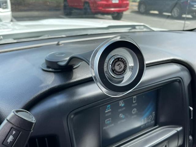 Photo of 2016 Summit White Chevrolet Silverado 1500