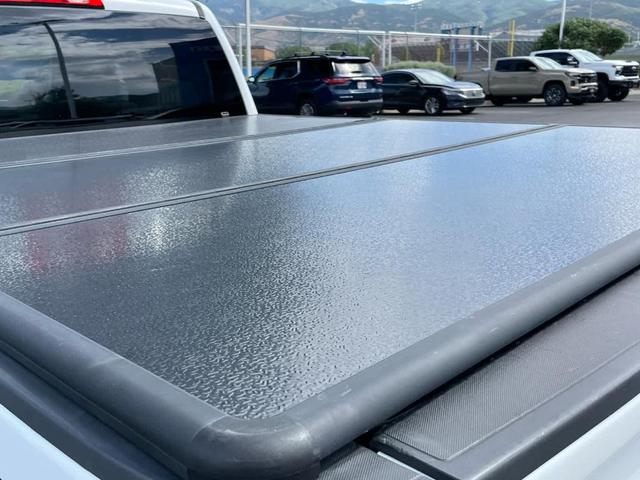 Photo of 2016 Summit White Chevrolet Silverado 1500