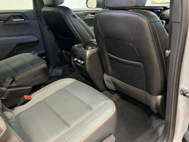 Photo of 2024 Sterling GMC Acadia