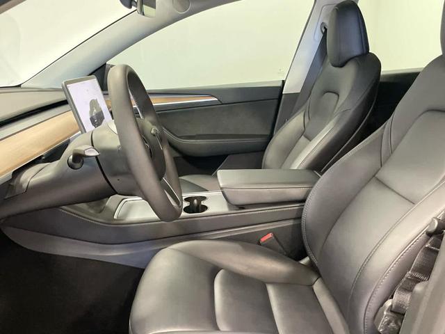Photo of 2023 Black Tesla Model Y
