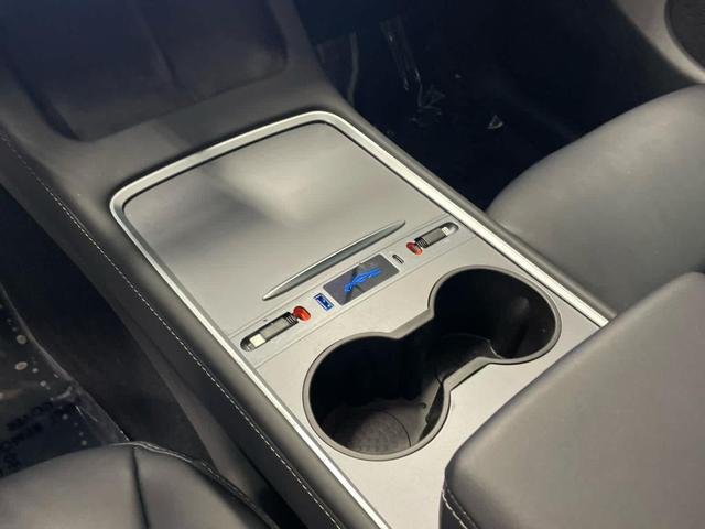 Photo of 2023 Black Tesla Model Y