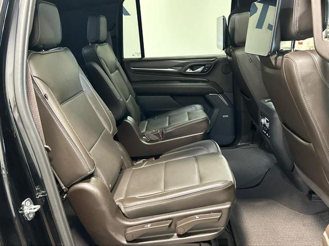 Photo of 2024 Onyx Black GMC Yukon XL