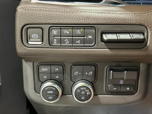 Photo of 2024 Onyx Black GMC Yukon XL