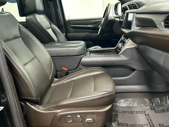 Photo of 2024 Onyx Black GMC Yukon XL