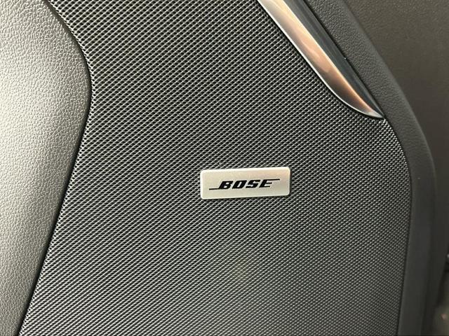 Photo of 2024 Onyx Black GMC Yukon XL