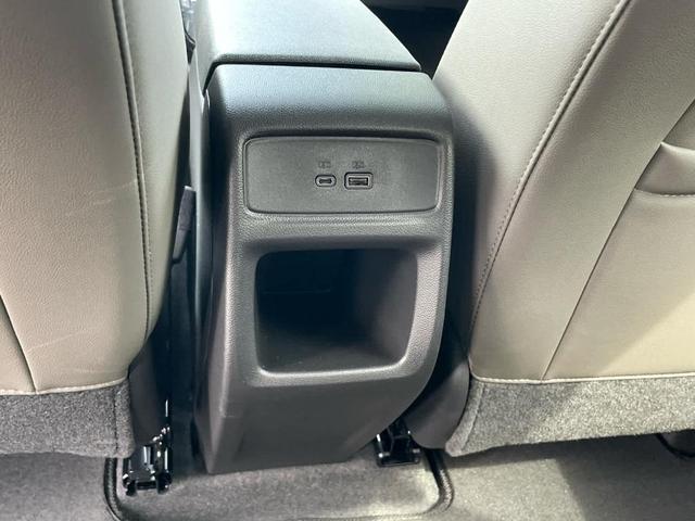 Photo of 2025 Summit White Chevrolet Trax