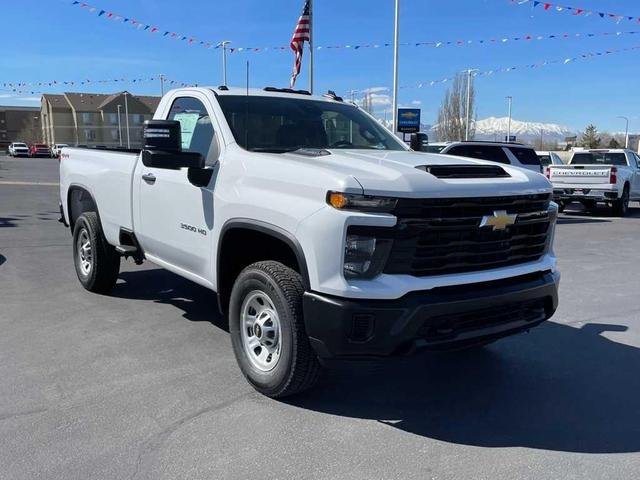 Photo of 2025 Summit White Chevrolet Silverado 3500