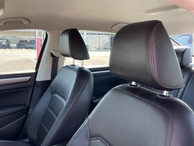 Photo of 2018 Fortana Red Metallic Volkswagen Passat