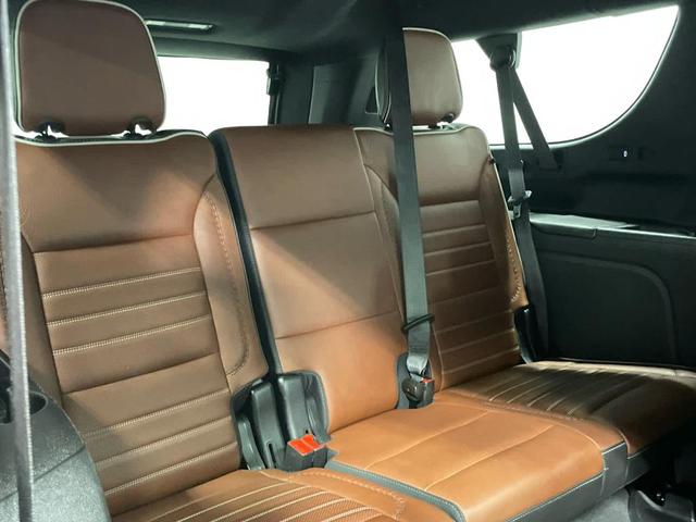 Photo of 2023 Volcanic Red GMC Yukon XL