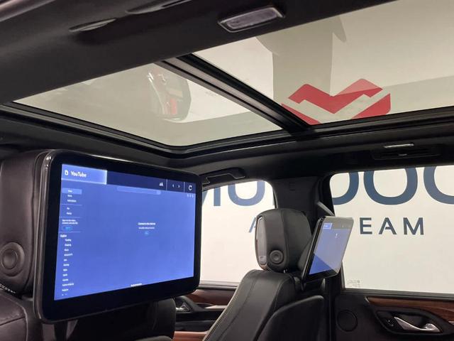 Photo of 2023 Volcanic Red GMC Yukon XL