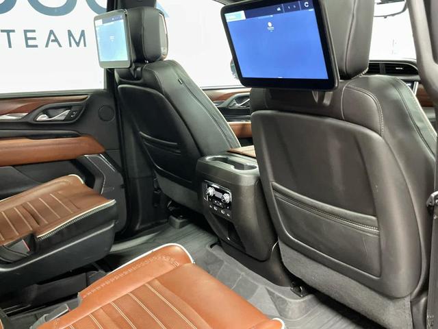 Photo of 2023 Volcanic Red GMC Yukon XL