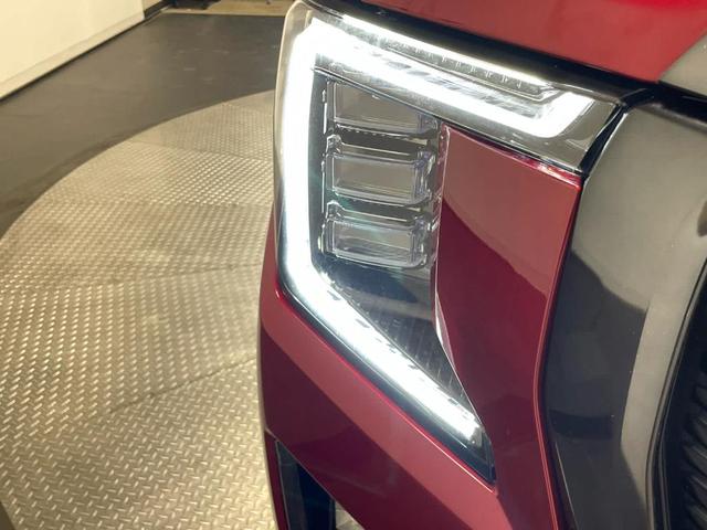 Photo of 2023 Volcanic Red GMC Yukon XL