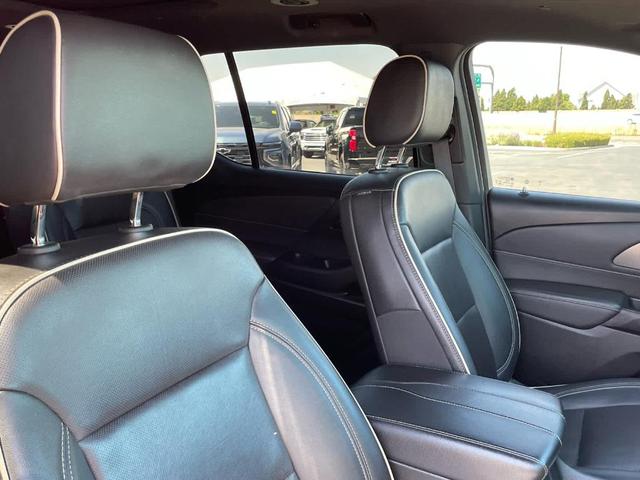 Photo of 2023 Radiant Red Chevrolet Traverse