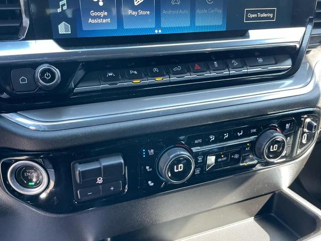 Photo of 2023 Iridescent Pearl Tricoat Chevrolet Silverado 1500