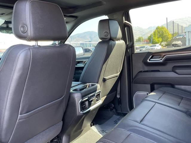 Photo of 2023 Iridescent Pearl Tricoat Chevrolet Silverado 1500