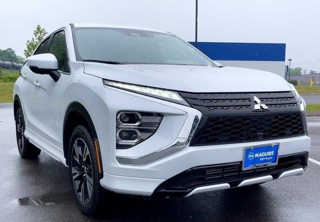 Photo of 2024 White Mitsubishi Eclipse Cross