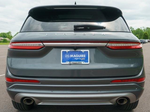Photo of 2022 Metallic Lincoln Corsair