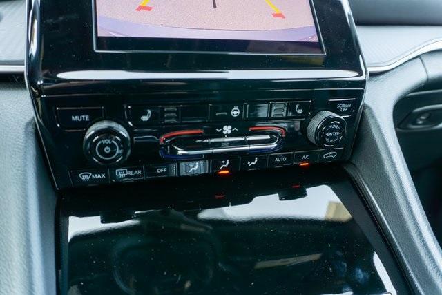 Photo of 2025 Metallic Jeep Grand Cherokee L