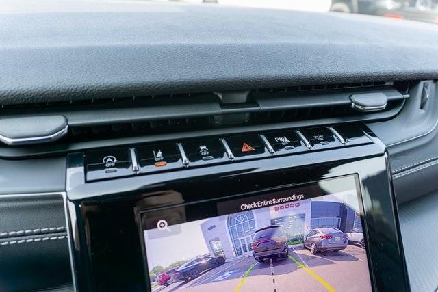 Photo of 2025 Metallic Jeep Grand Cherokee L