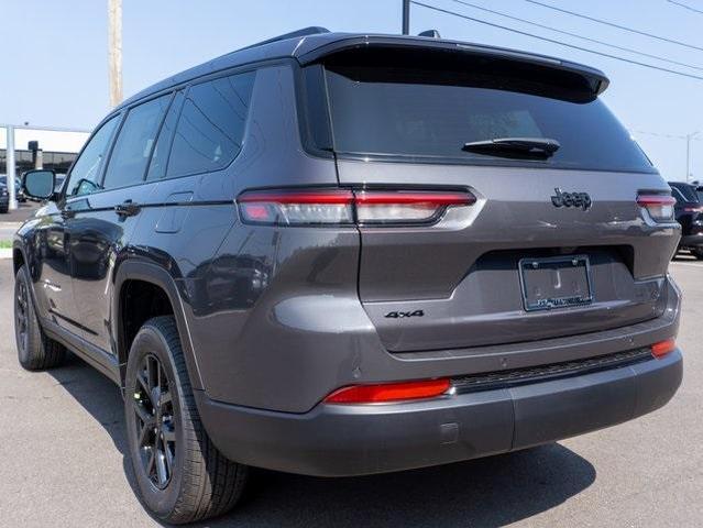 Photo of 2025 Metallic Jeep Grand Cherokee L
