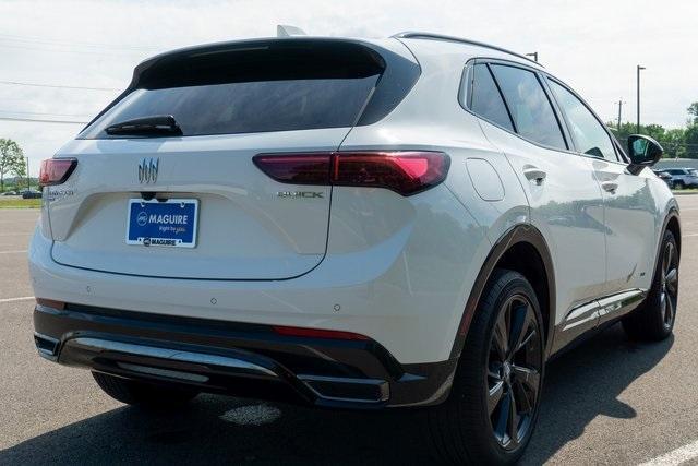 Photo of 2024 Summit White Buick Envision