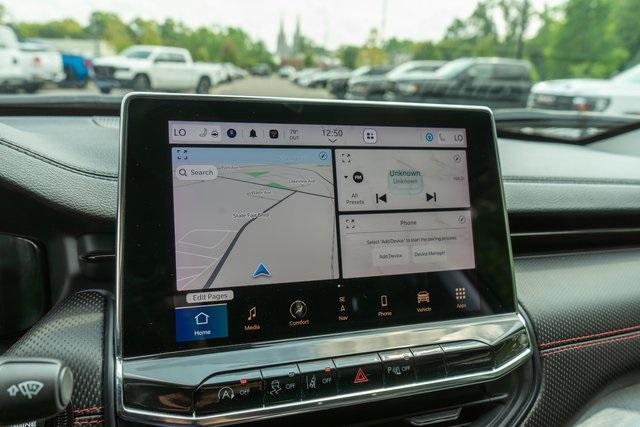 Photo of 2022 Diamond Black Jeep Compass