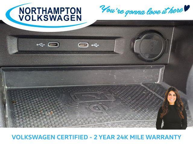 Photo of 2022 Pure White Volkswagen Tiguan