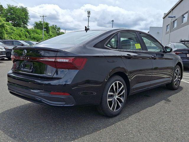 Photo of 2025 Deep Black Pearl Volkswagen Jetta