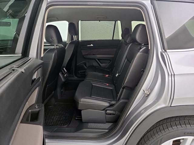 Photo of 2023 Silver Volkswagen Atlas