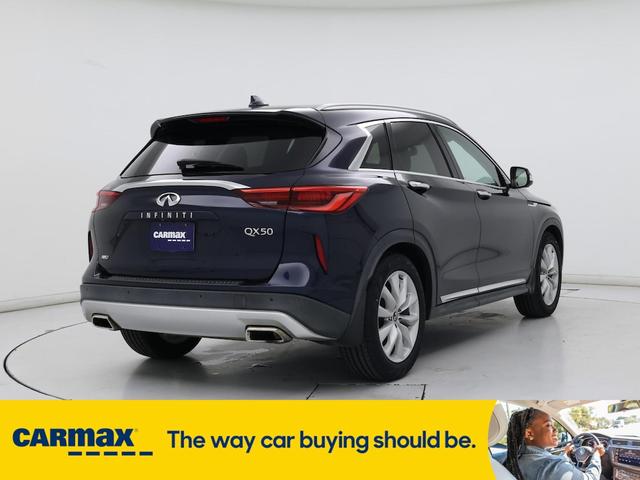 Photo of 2019 Blue INFINITI QX50