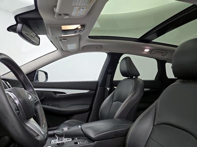 Photo of 2019 Blue INFINITI QX50