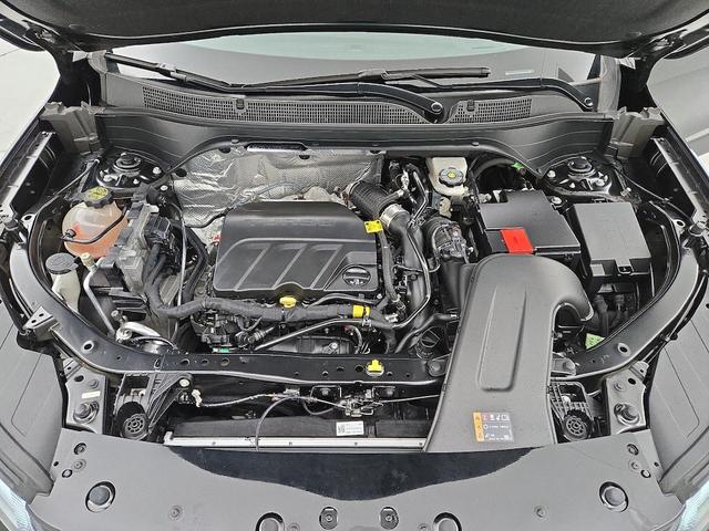 Photo of 2024 Black Chevrolet Trax
