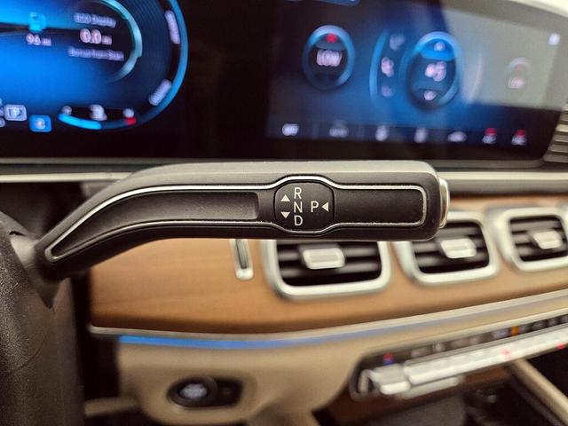 Photo of 2021 White Mercedes-Benz GLE 350