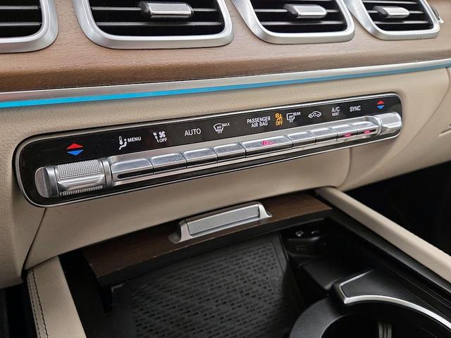 Photo of 2021 White Mercedes-Benz GLE 350