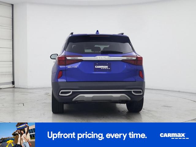 Photo of 2022 Blue Kia Seltos