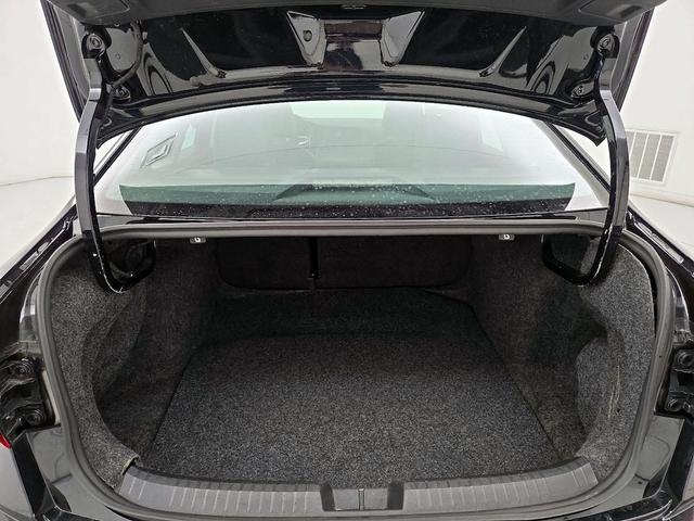 Photo of 2024 Black Volkswagen Jetta