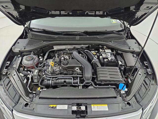 Photo of 2024 Black Volkswagen Jetta